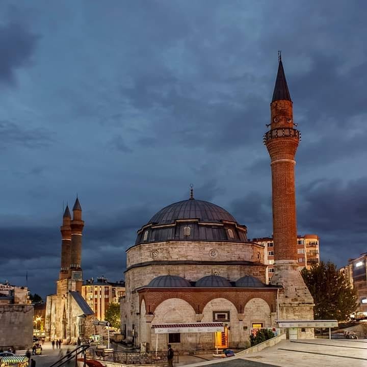 Kale Camii — Sivas
